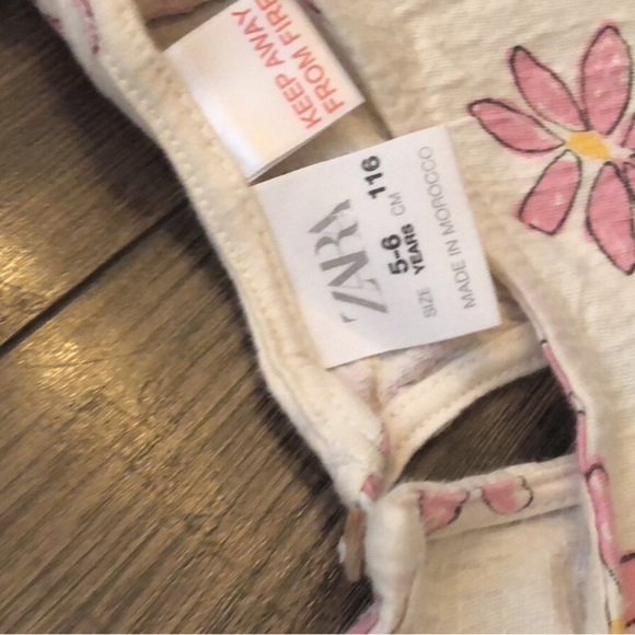 Zara | 4-5 | Dress Lot - Picture 7 of 7